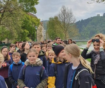 Medgeneracijski pohod v okviru dneva zdravja v Celju in še petje s srci…