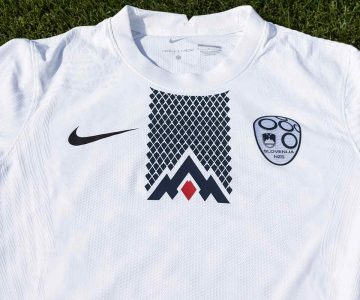 Nova podoba dresa slovenske nogometne reprezentance (foto NZS) (3)
