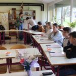 Mladi ustvarjalci na delavnici z Neli Kodrič Filipić